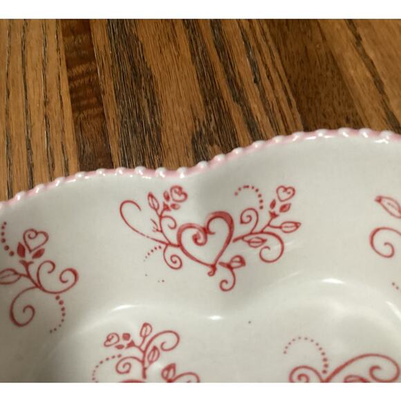 Vintage Temptations Heart Shaped Ramekin Baking Dish Lid Floral Lace Trinket Box - Picture 10 of 10